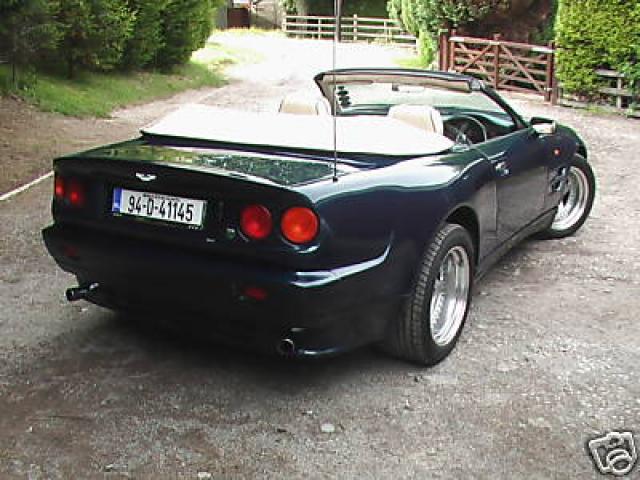 Aston Martin Virage Volante